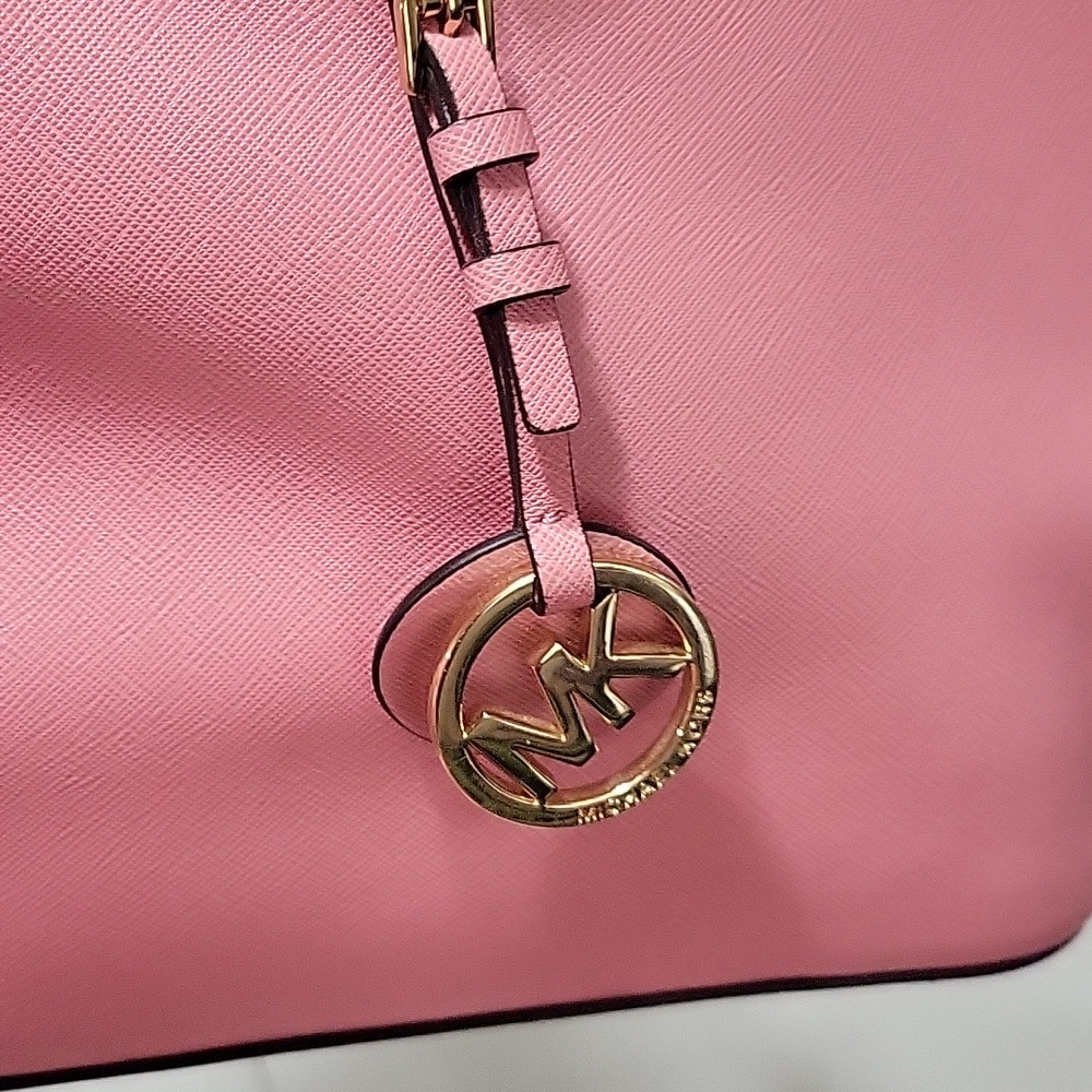 NWOT Michael Kors Rose Pink Leather Tote with Gold Accents And Duster Bag - Picture 3 of 13